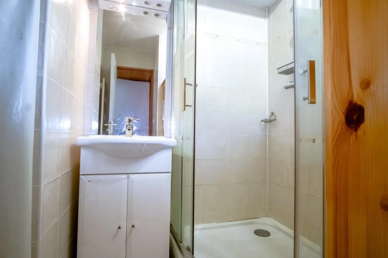 Appartement De L'Altiport - Welkeys Huez Holiday home